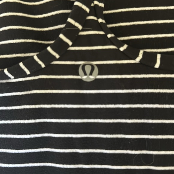 Lululemon Top - Picture 3 of 4